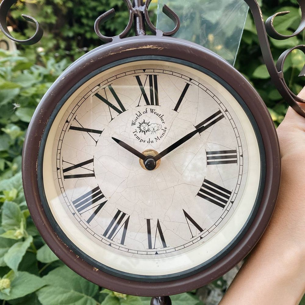 Фото Часы с термометром садовые Esschert Design 9*25*28 см Голландія