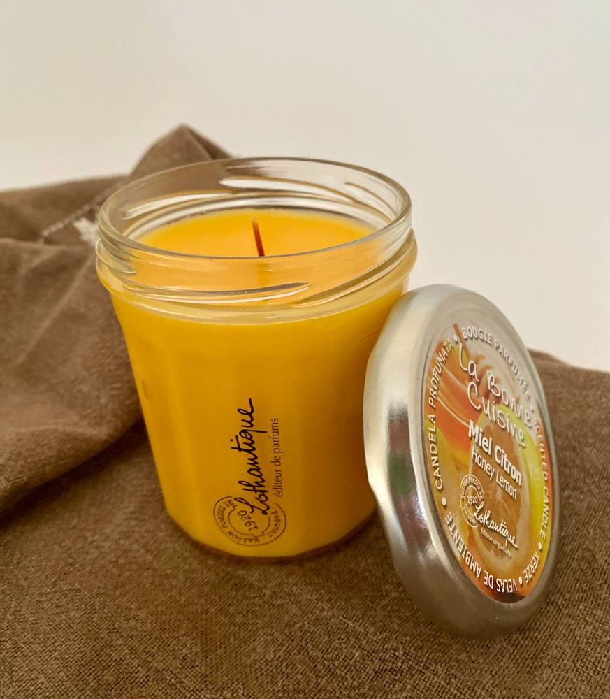 Фото Соевая ароматическая свечка Lothantique "Мед и лимон" 220 грамм 50 часов Франция